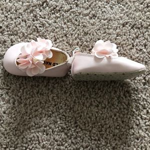 Old navy baby girl flats